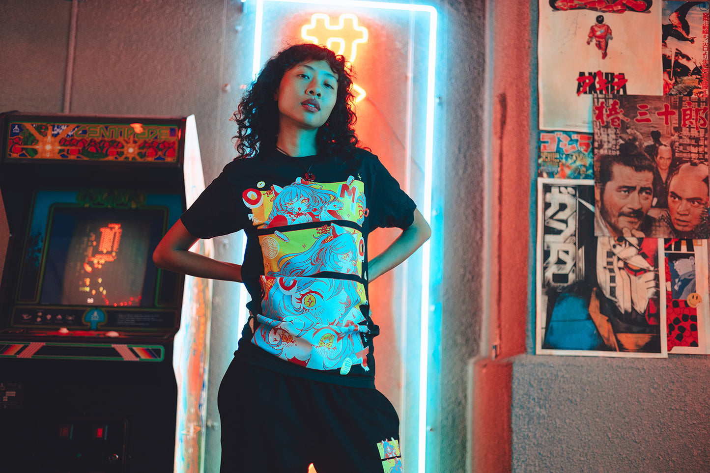 
                  
                    OMOCAT CATGIRL Graphic T-Shirt
                  
                