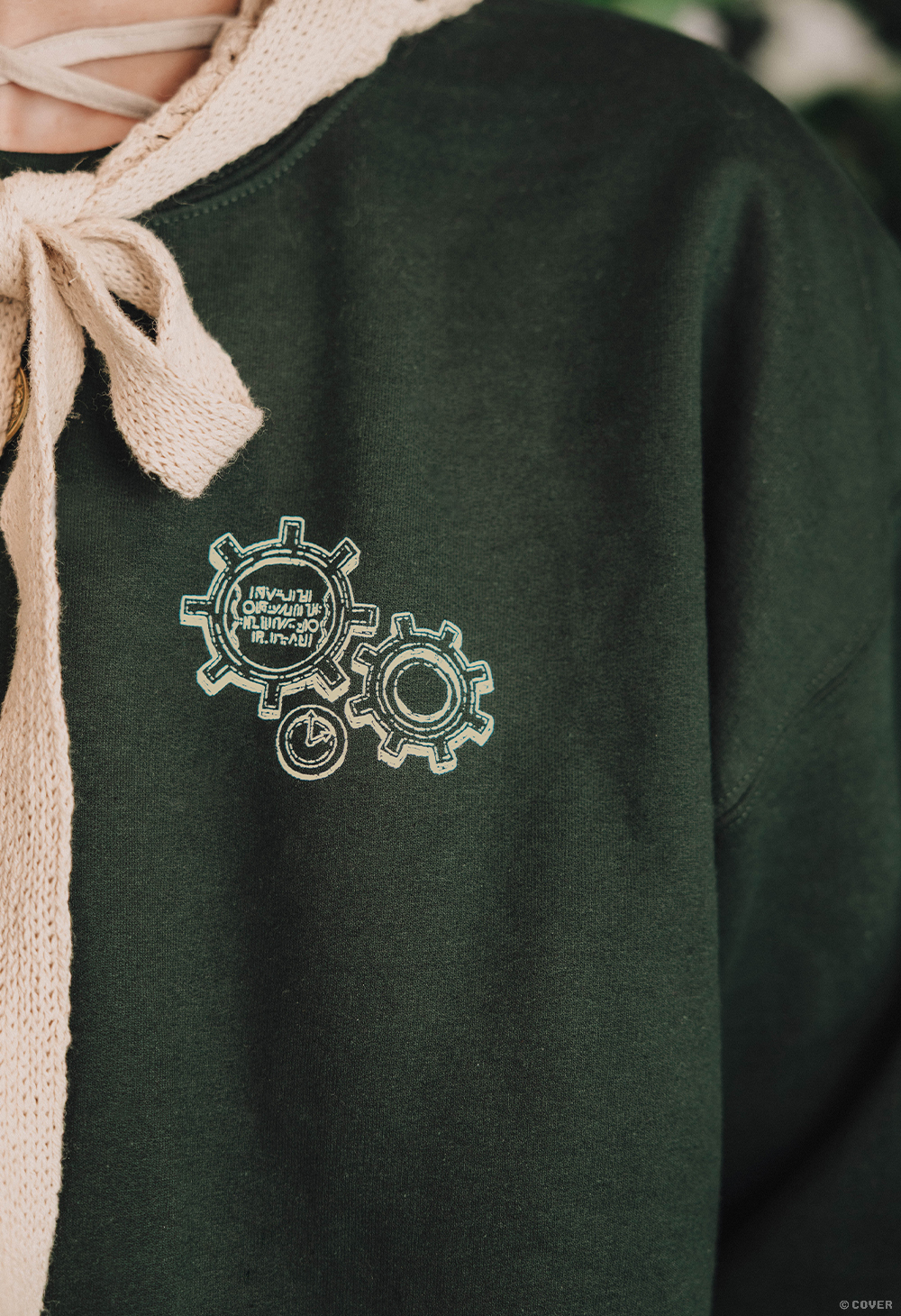 
                  
                    CECILIA IMMERGREEN Sweater
                  
                
