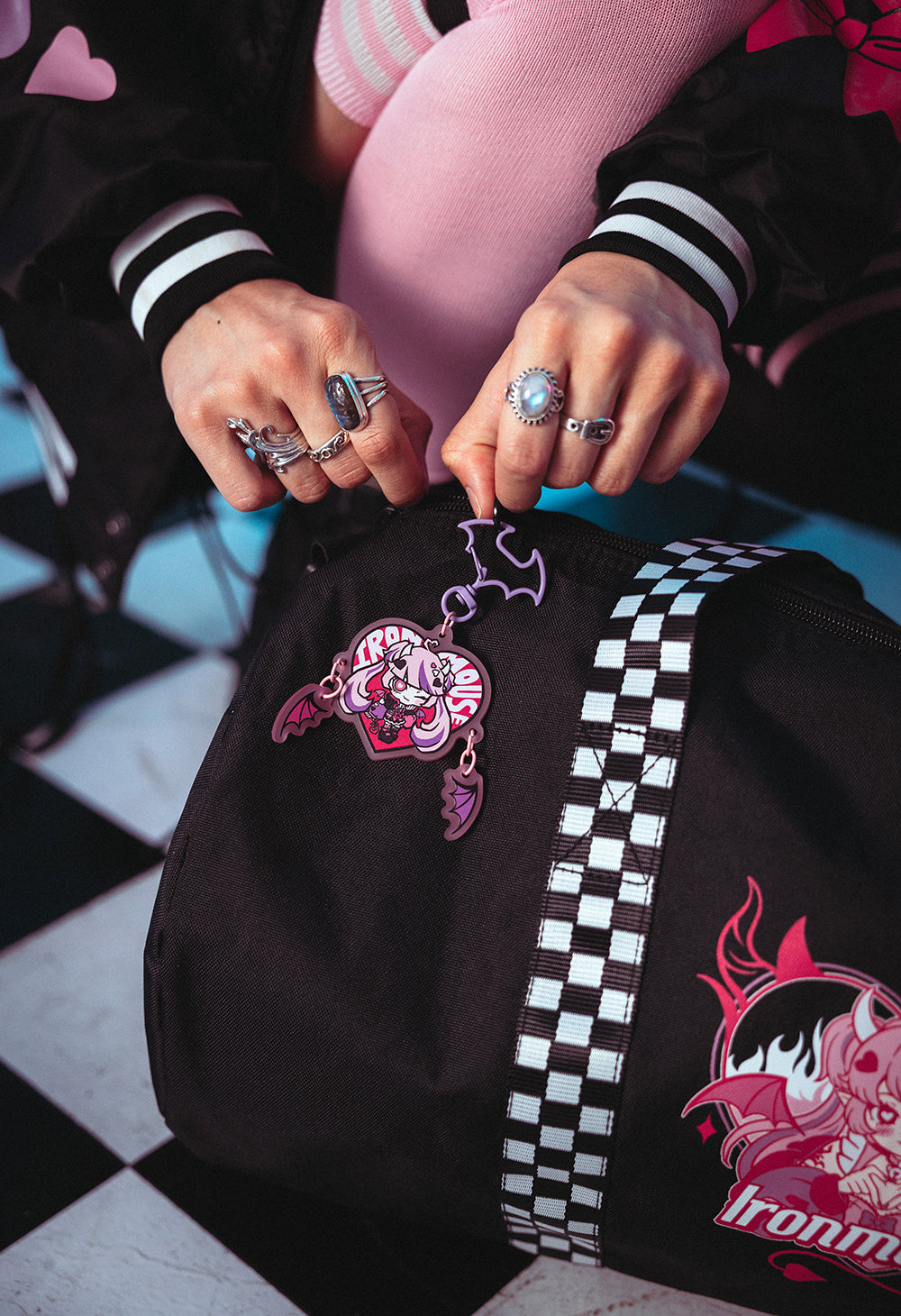 
                  
                    IRONMOUSE x OMOCAT Acrylic Keychain
                  
                