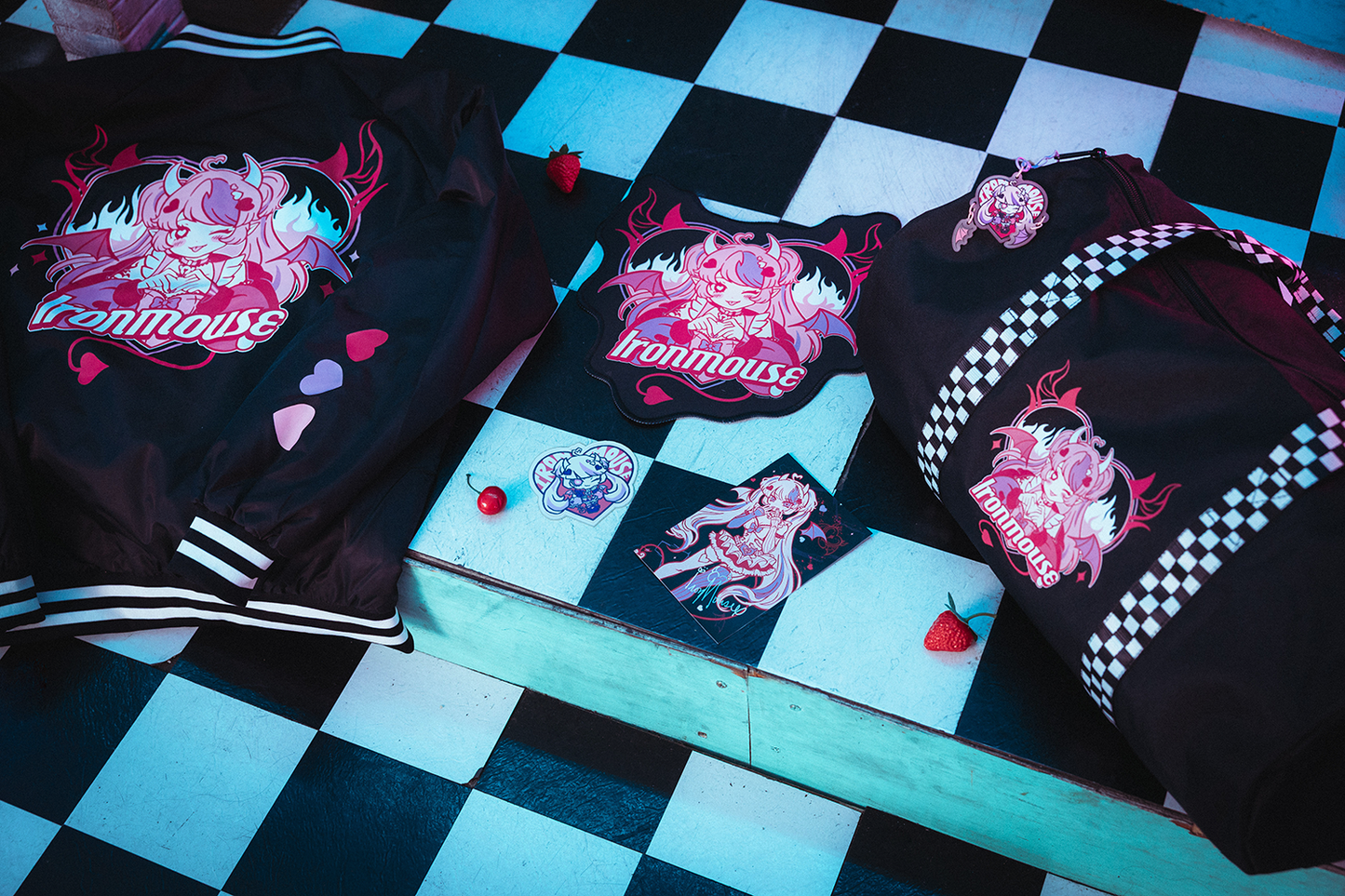 
                  
                    IRONMOUSE x OMOCAT Set
                  
                