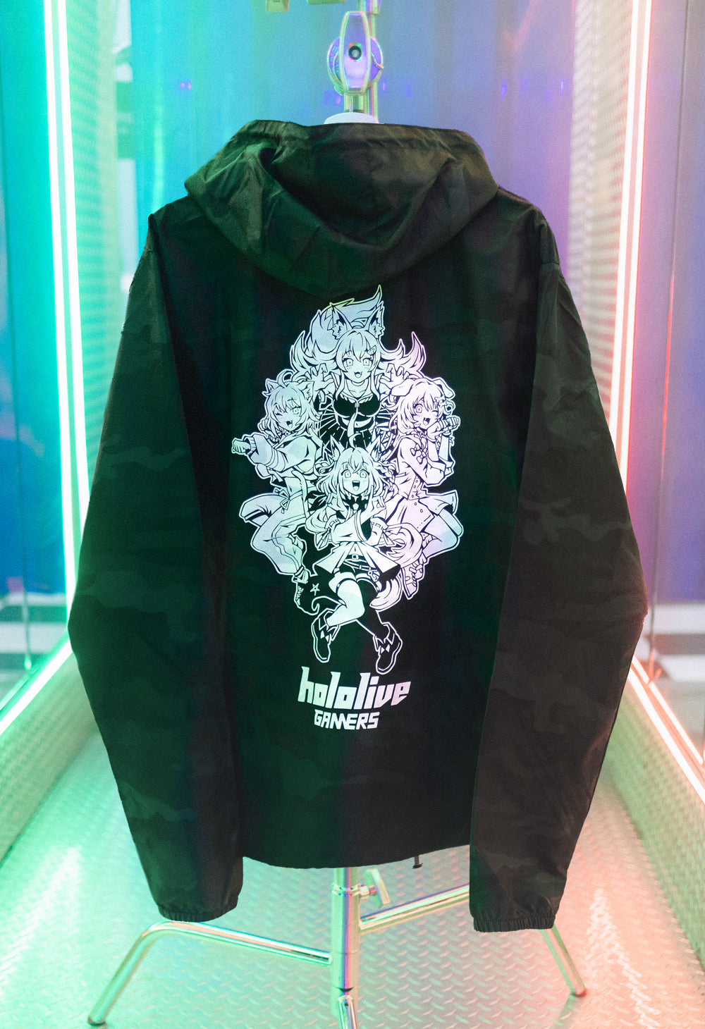 hololive GAMERS Black Camo Windbreaker – OMOCAT