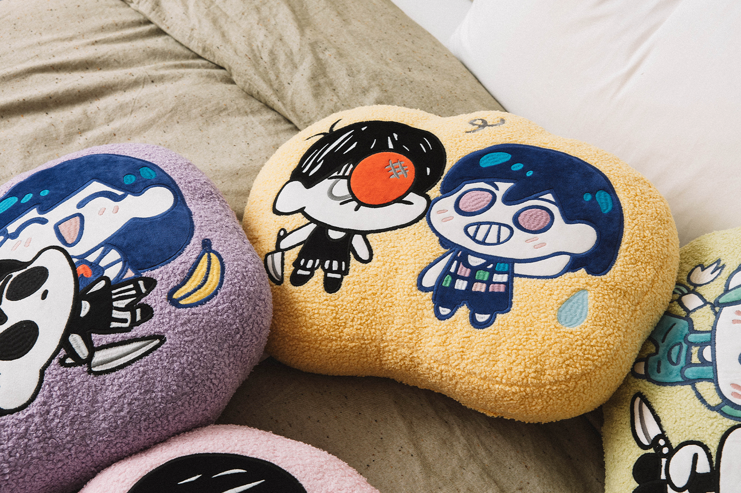 
                  
                    KEL TAGGED YOU! Cushion
                  
                