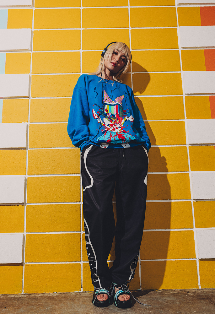 
                  
                    TVGIRL Sweater
                  
                