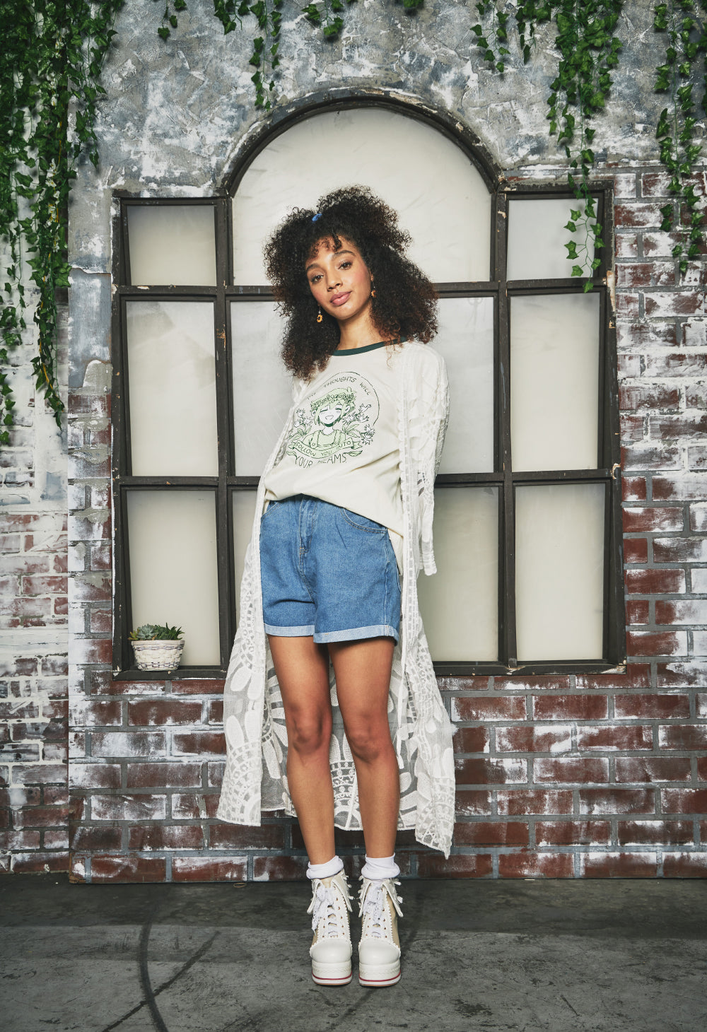 BASIL'S HOPE Ringer T-Shirt – OMOCAT