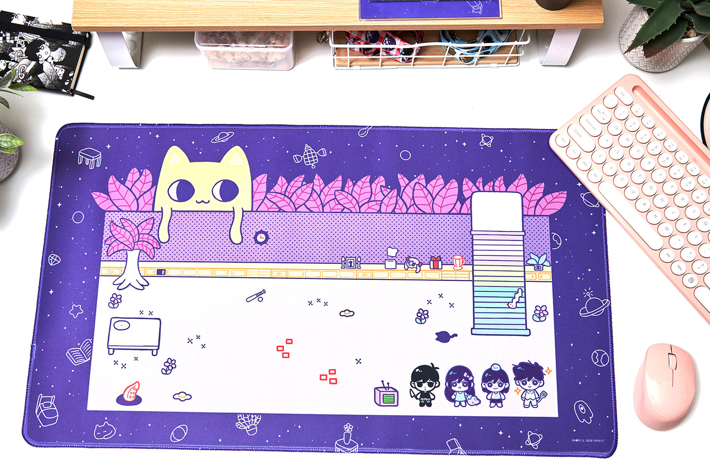 
                  
                    NEIGHBOR'S ROOM Desk Mat
                  
                