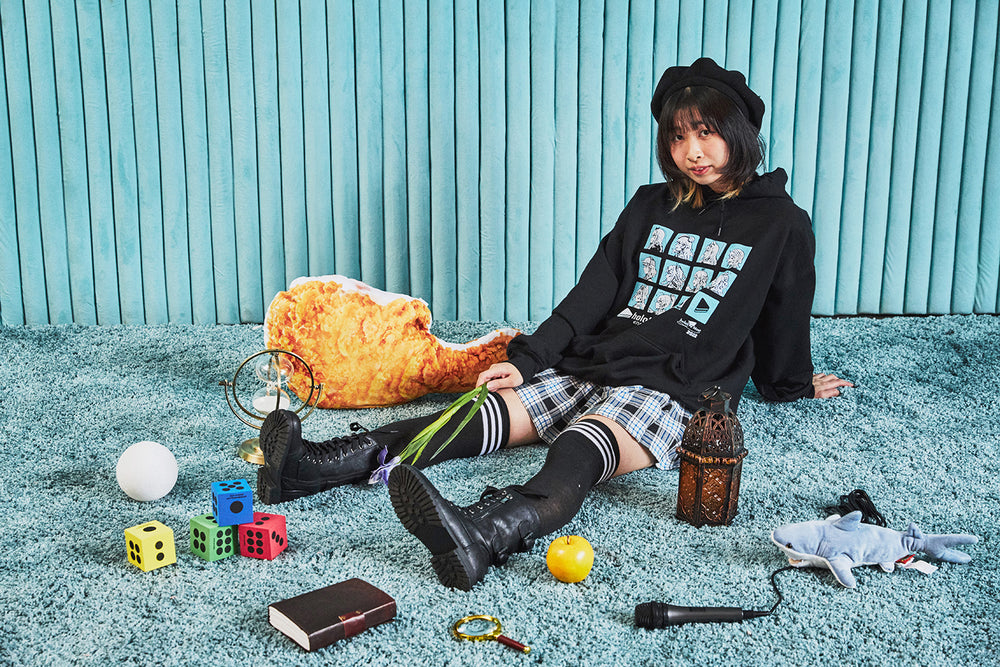 holoMeet EN Hoodie – OMOCAT