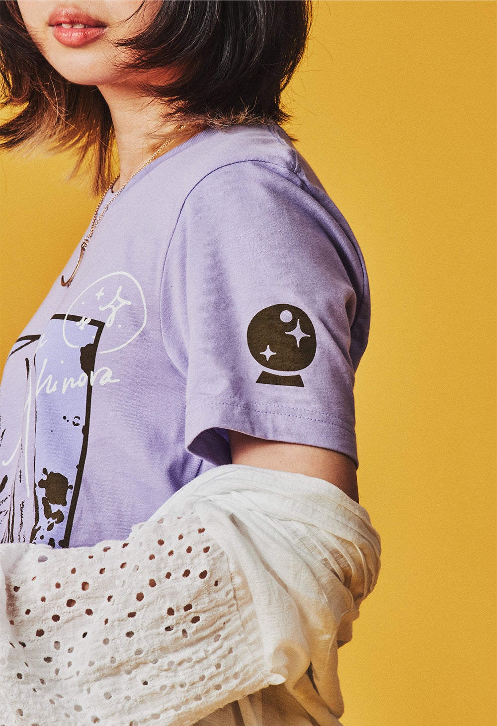 MOONA HOSHINOVA holoMeet T-Shirt – OMOCAT
