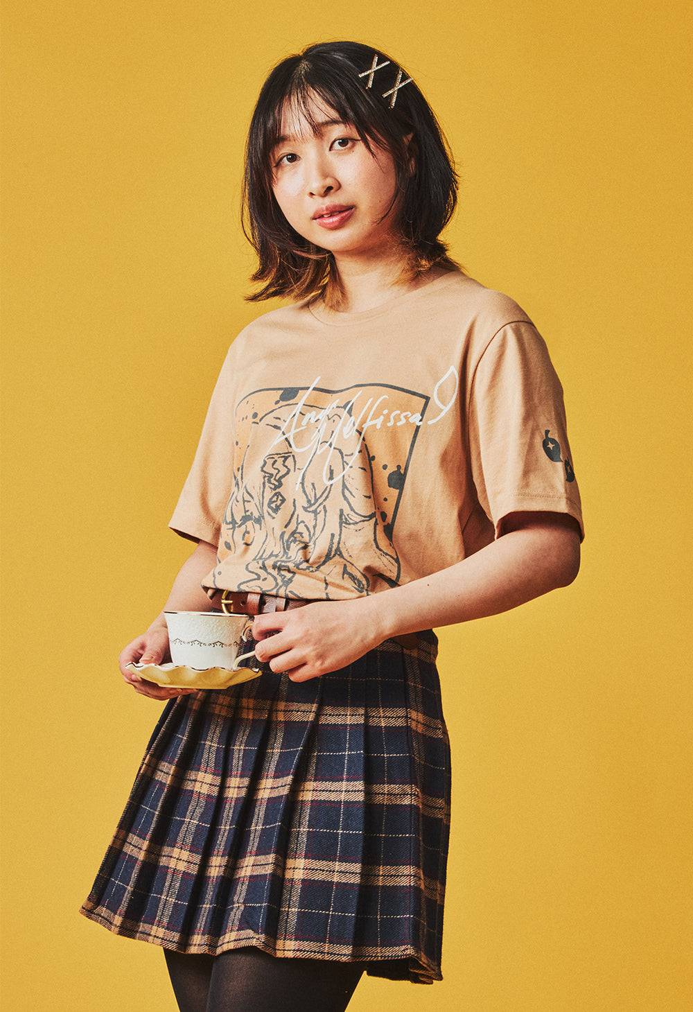 ANYA MELFISSA holoMeet T-Shirt – OMOCAT