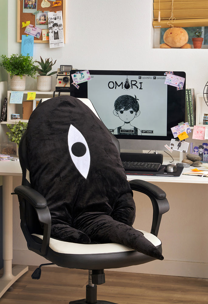 Hello again from Acen! I went and showed OMOCAT my OMORI plush that I found  online. I asked her if they're were considering making plushies because I  would absolutely buy them. I