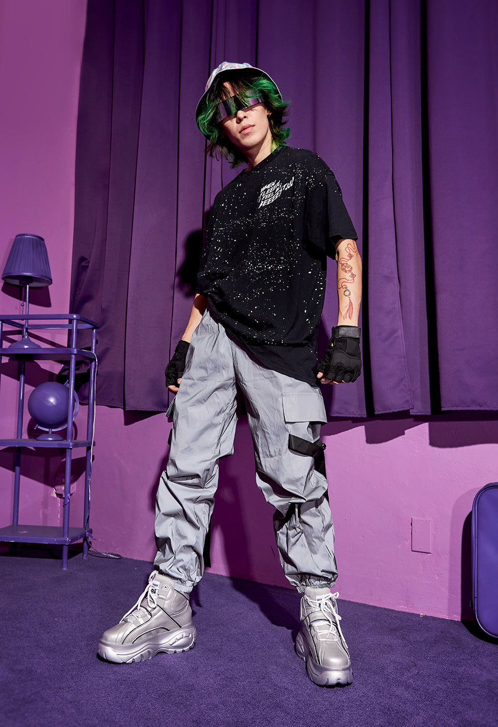 WHEN I FLEX Glow T-Shirt – OMOCAT