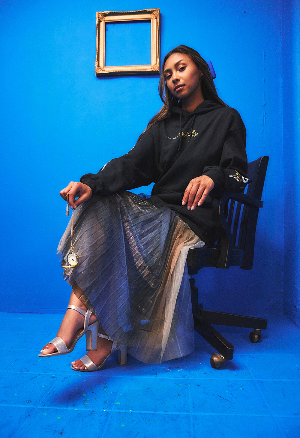 
                  
                    OURO KRONII Hoodie
                  
                