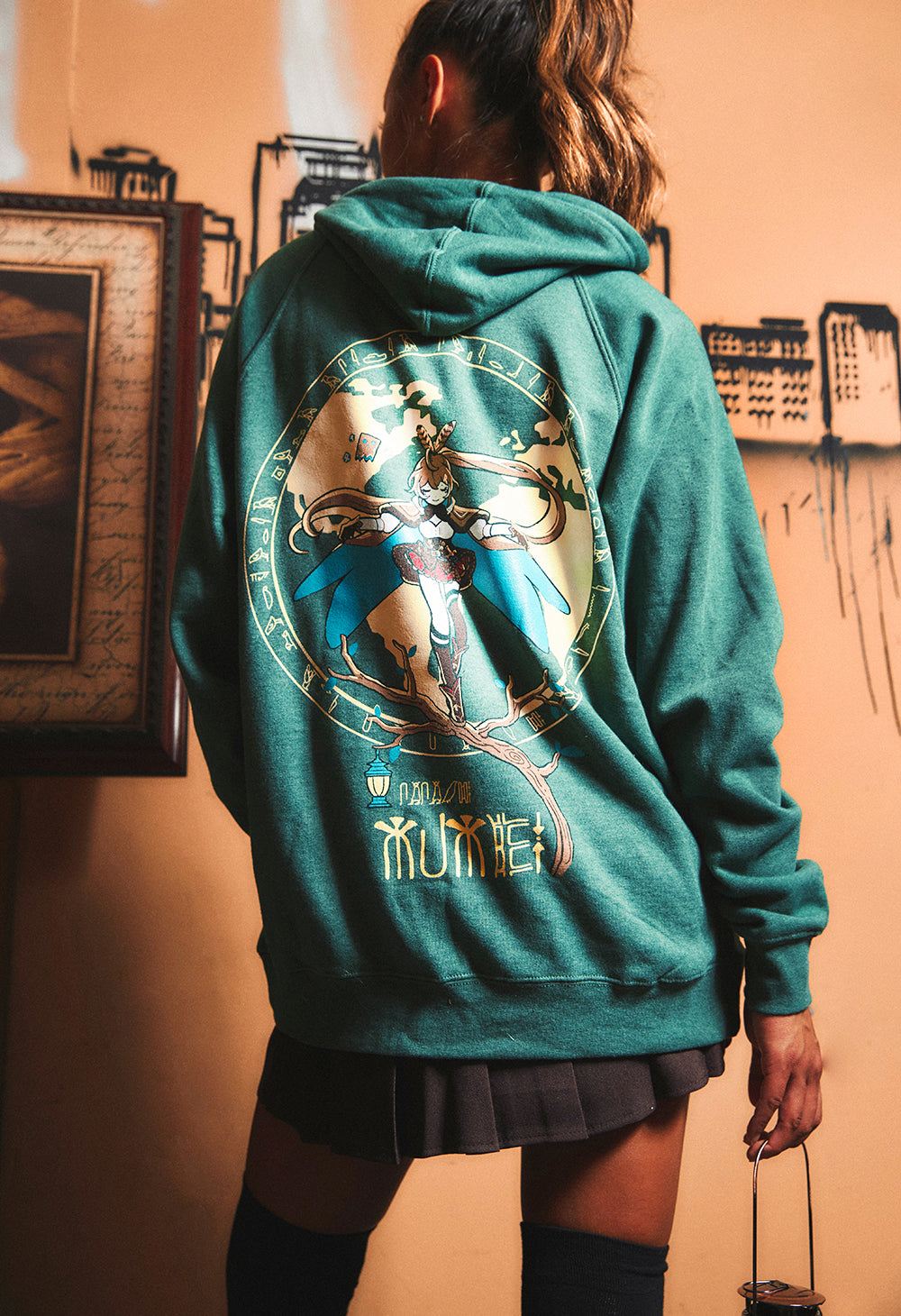 
                  
                    NANASHI MUMEI Hoodie
                  
                