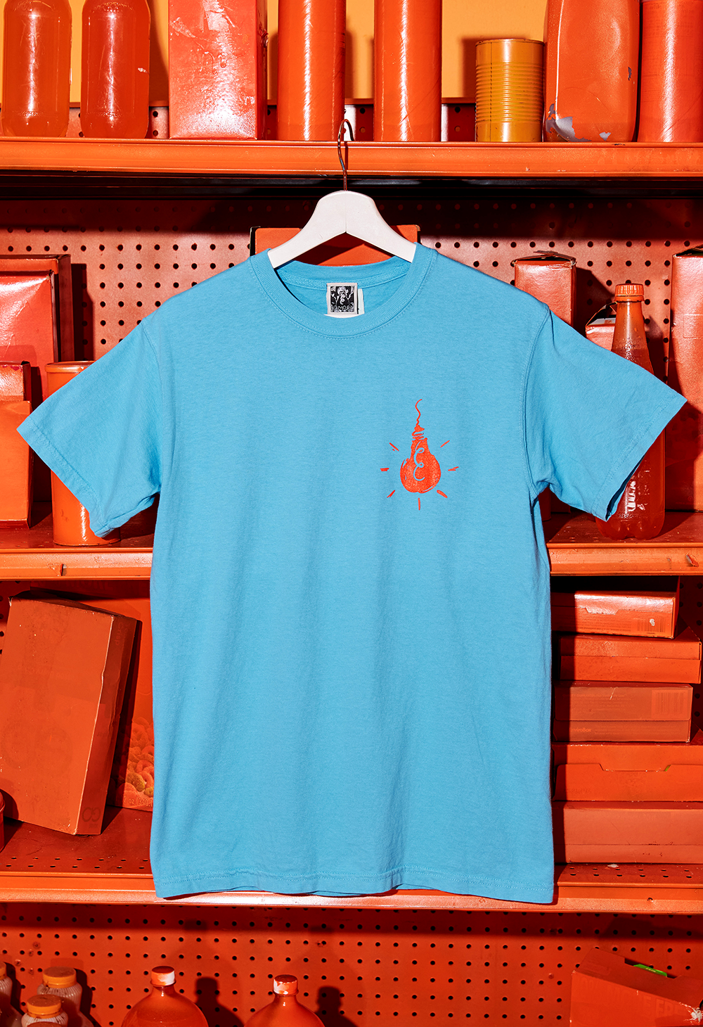 RED KNIFE T-Shirt – OMOCAT