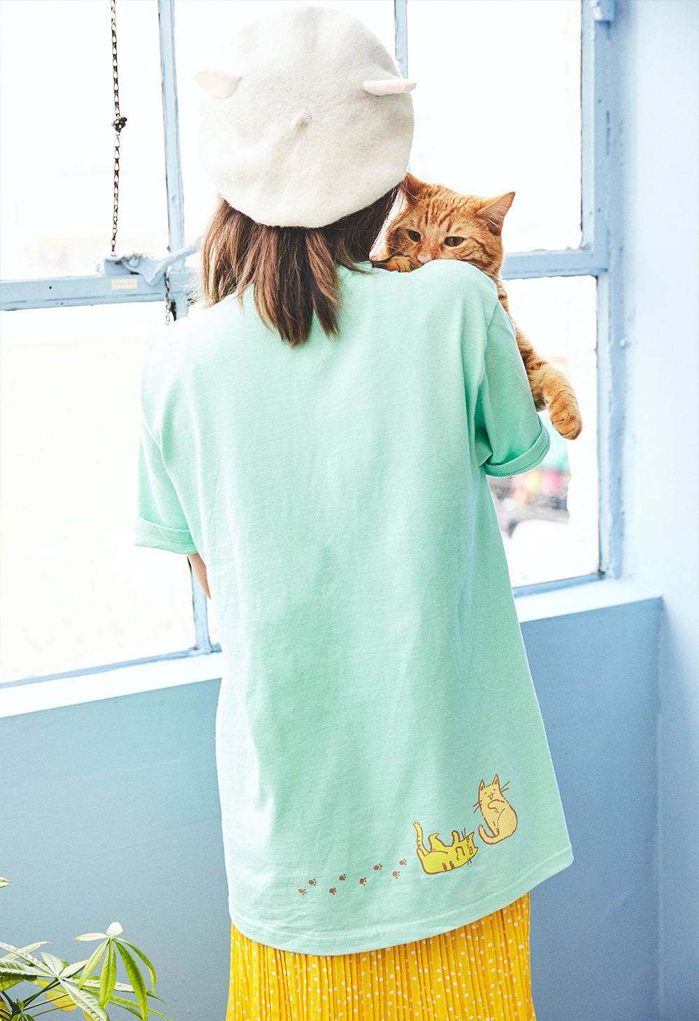 
                  
                    CAT T-Shirt
                  
                
