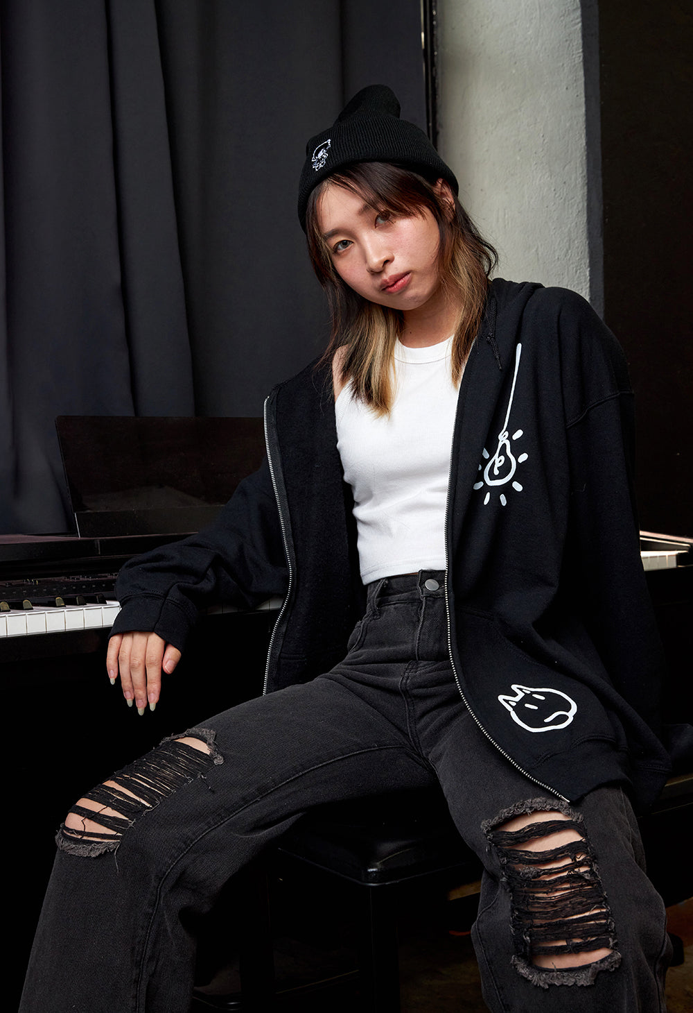 Newkoou - Bra Top / Joggers / Zip-Up Hoodie